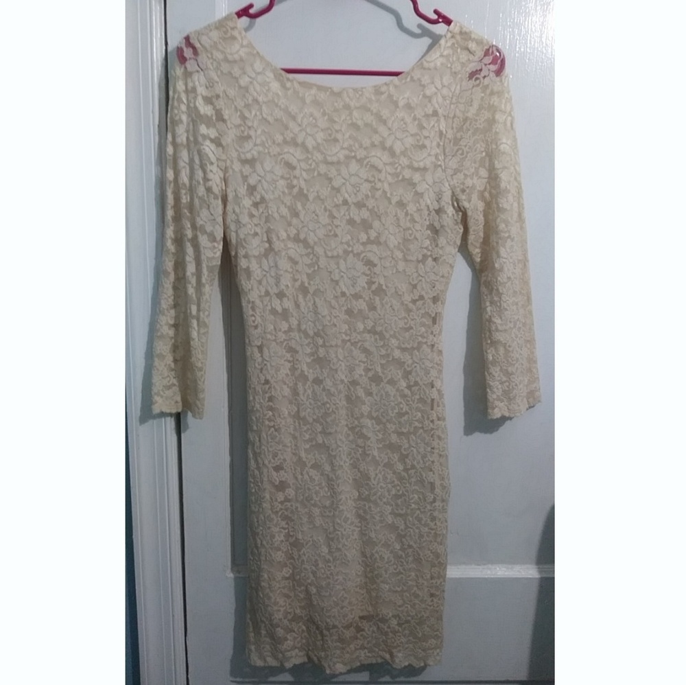 Form Fitting Long Sleeve Floral Off White Dress -S